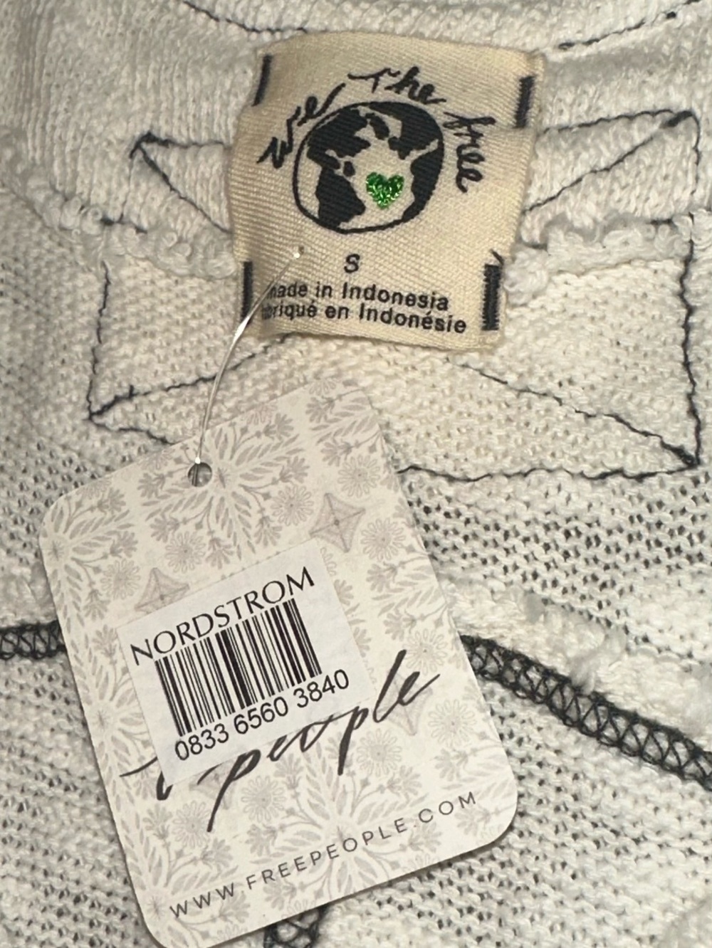 Free People / We The Free NWT Boho Tank Lightweight Women’s V-Neck - Size Small - Picture 7 of 11